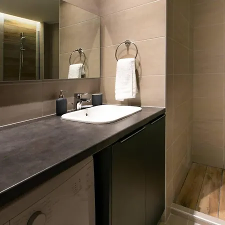 Apartment Toni's 2bd In Charming Historical Centre *